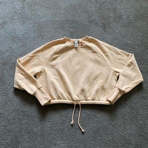 H&M Cropped Crewneck Sweatshirt